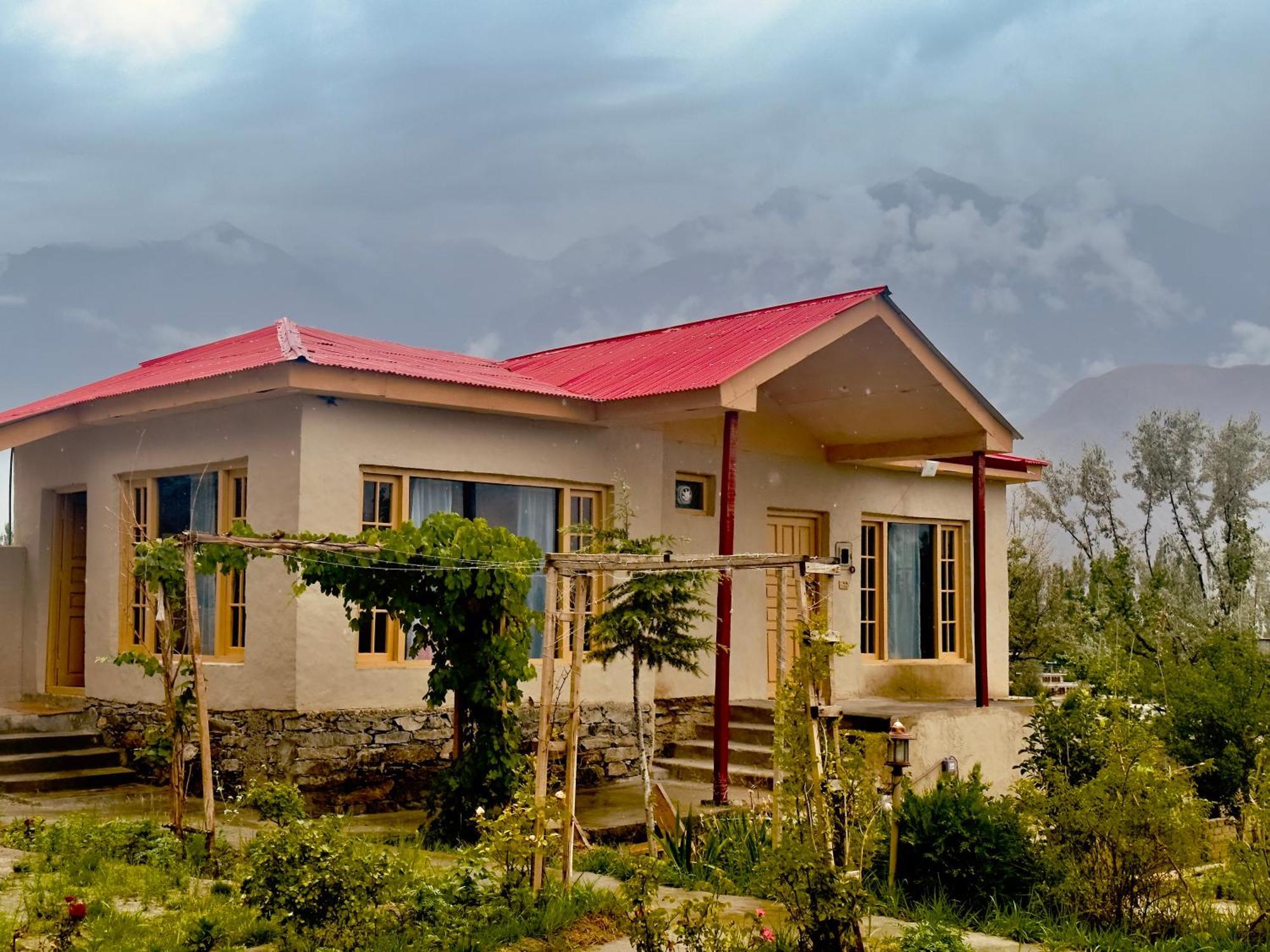 Orgventure Resorts Skardu Exterior photo